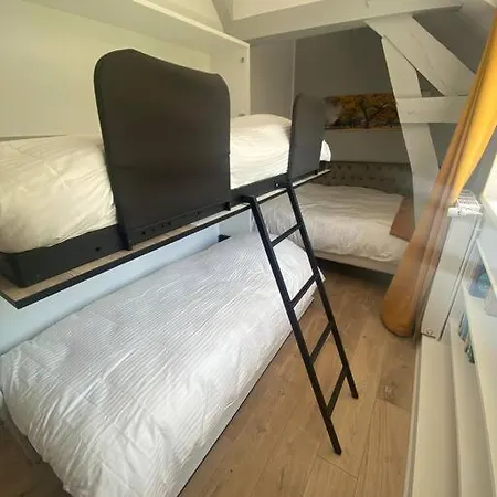 بيت للعطل Le Des Vaux Avec Cheminee, Sauna Et Jacuzzi Dans Un Parc Arbore