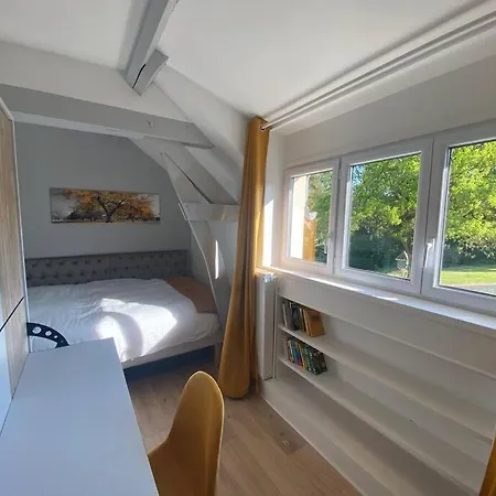 Hébergement de vacances Le Des Vaux Avec Cheminée, Sauna Et Jacuzzi Dans Un Parc Arboré Senlisse